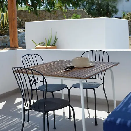 Mykonos Delphini