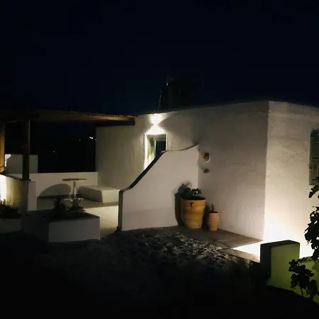 בית נופש Mykonos Delphini *